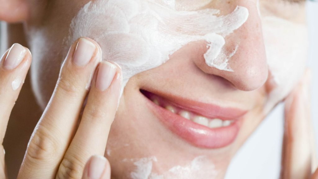Anti-Aging Skin Care Routines For Younger Looking Skin
