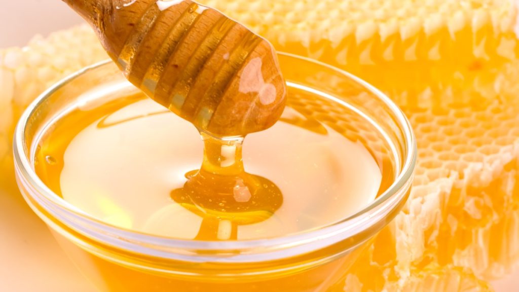 Here's How You Can Check if Your Honey is Natural or Chemically Processed!