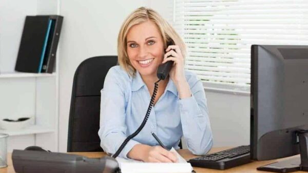 How Professional Phone Answering Solutions Can Help Businesses