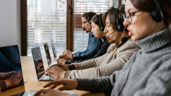 Why Call Center Outsourcing To The Philippines Makes Sense