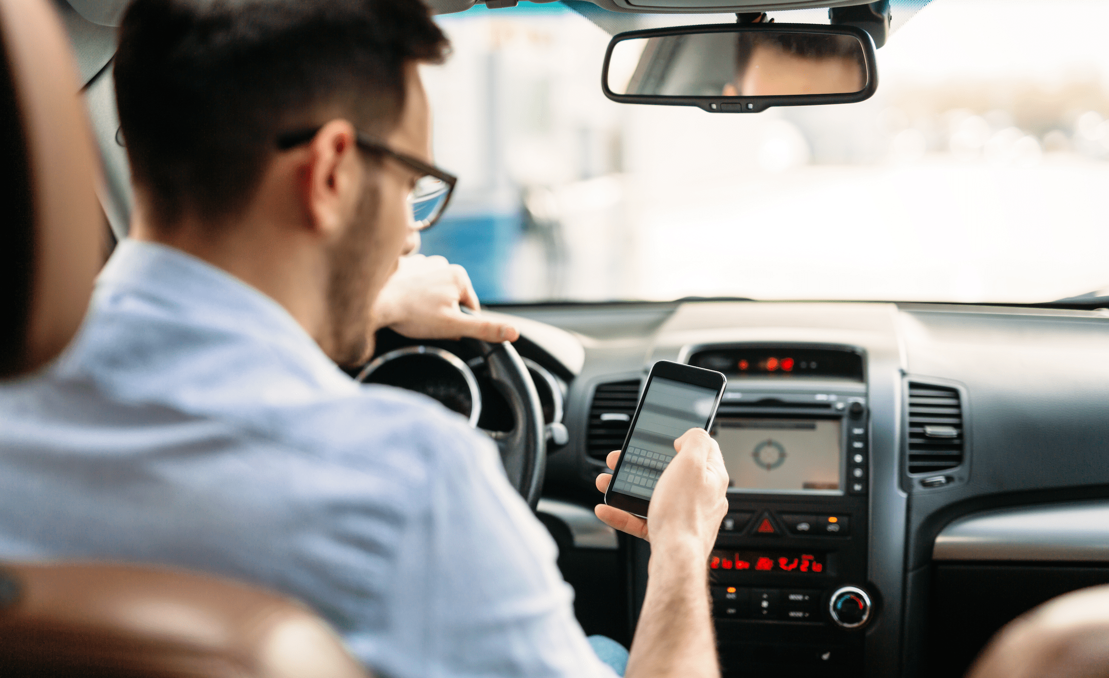 How to Eliminate Distracted Driving on Your Job-Site